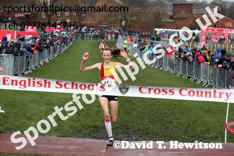 Junior girls 2019 New Balance English Schools Cross Country Champs, Temple Newsam, Leeds. Photo:  David T. Hewitson/Sports for All Pics